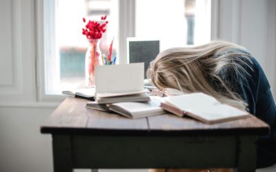 Jong en opgebrand: zo voorkom je burn-out bij jonge medewerkers